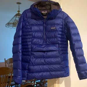 Women’s Patagonia Down Sweater, half zip